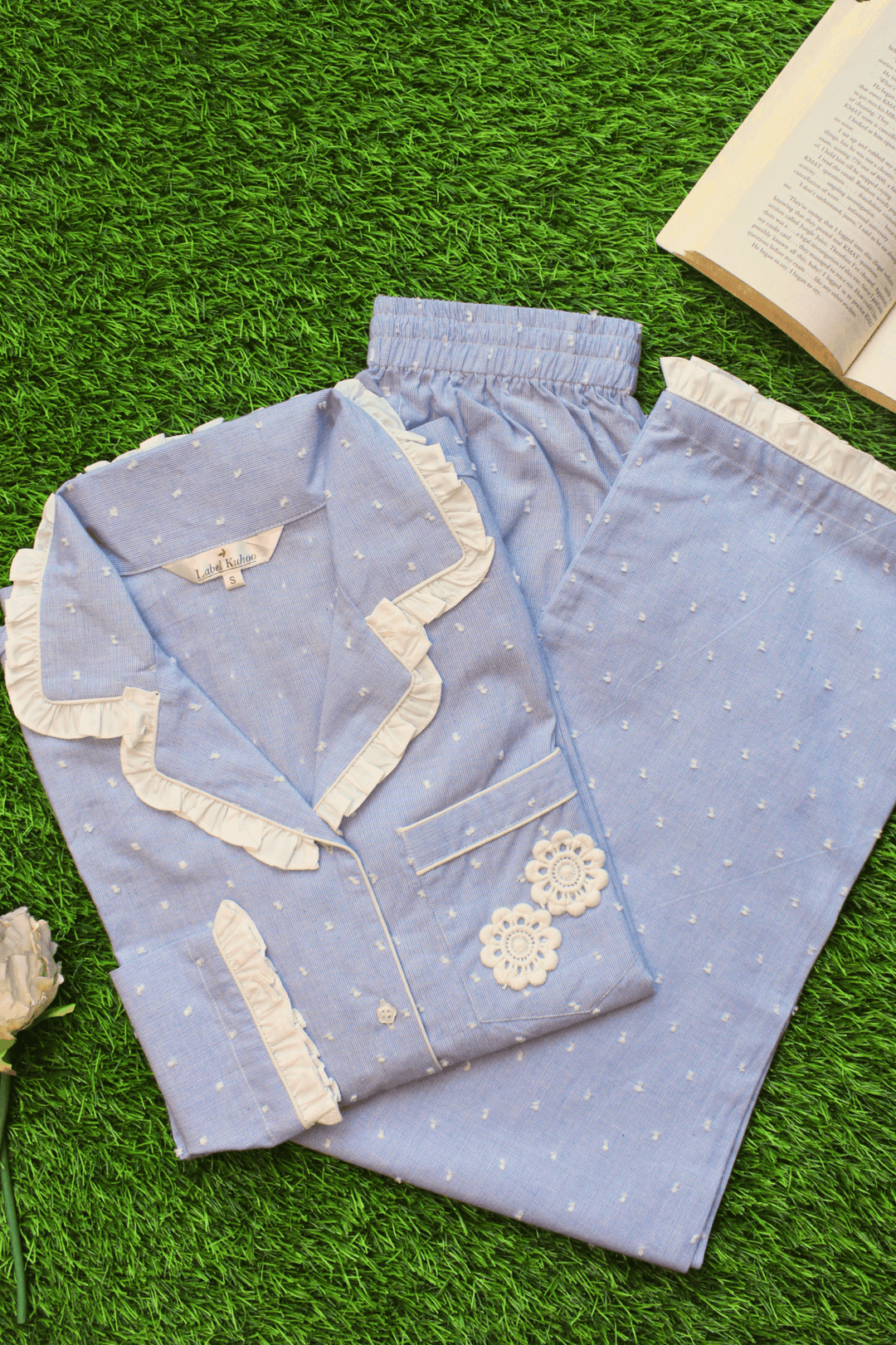 White Rose Night Suit Set